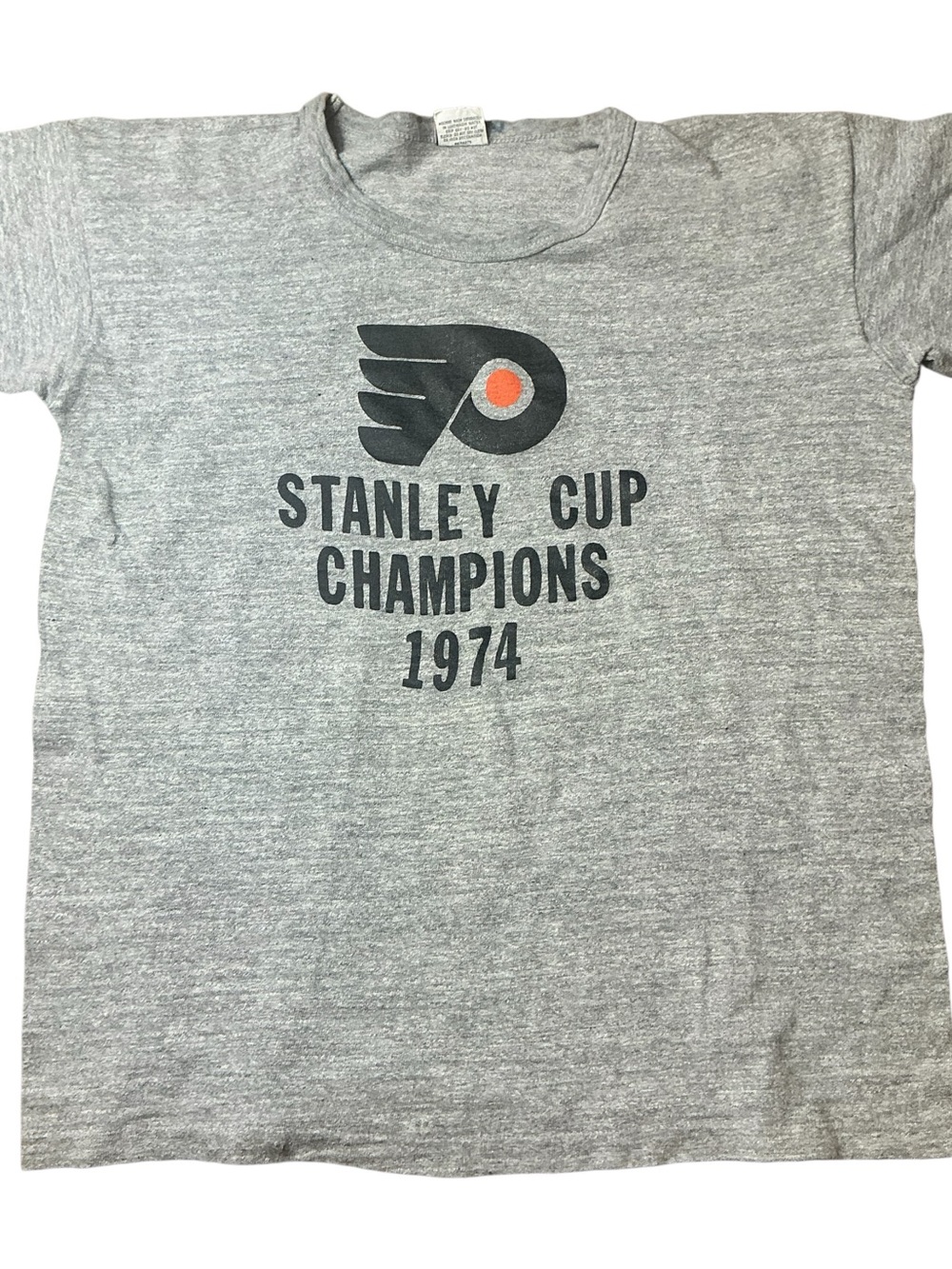 Vintage 1974 Philadelphia Flyers NHL Stanley Cup Champs single stitch Tshirt USA